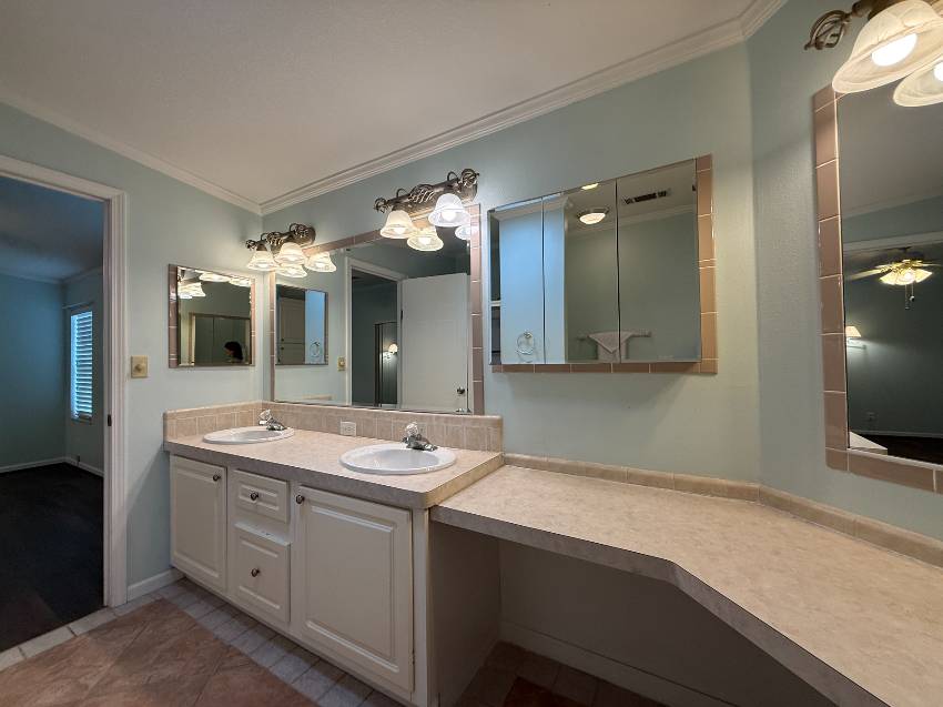 117 Juniper Trce a Parrish, FL Mobile or Manufactured Home for Sale